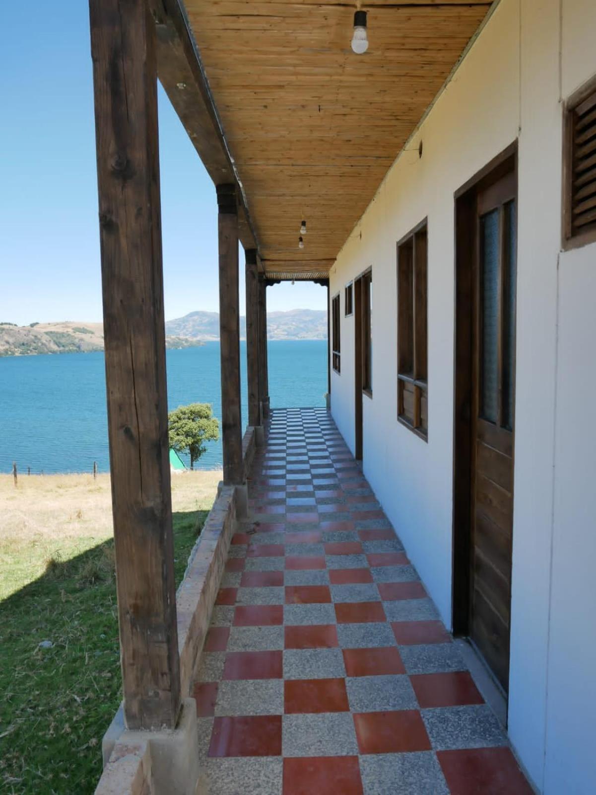 Hotel Tota Eliseo Playa Blanca Lago De Тота Екстериор снимка
