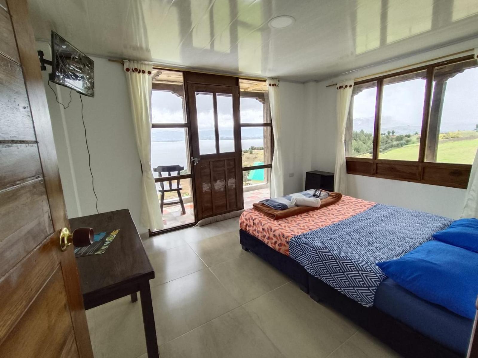 Hotel Tota Eliseo Playa Blanca Lago De Тота Екстериор снимка